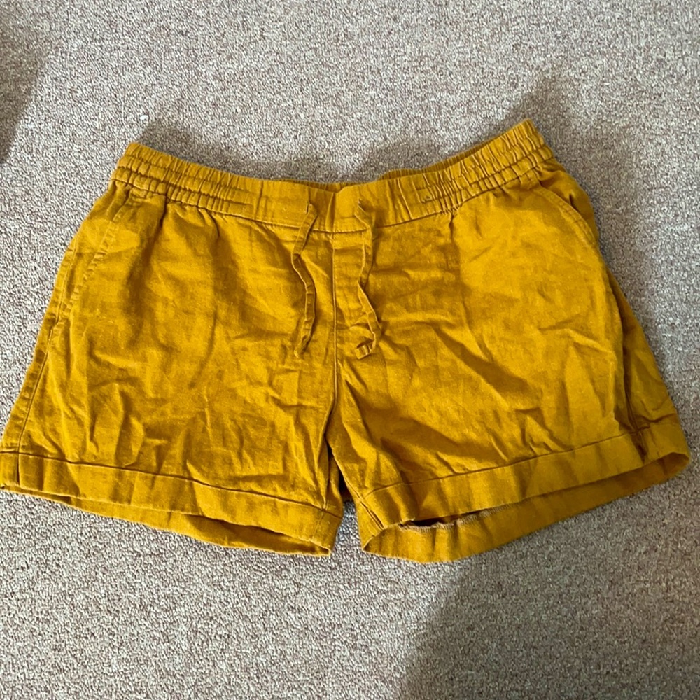 Old Navy linen blend shorts size L